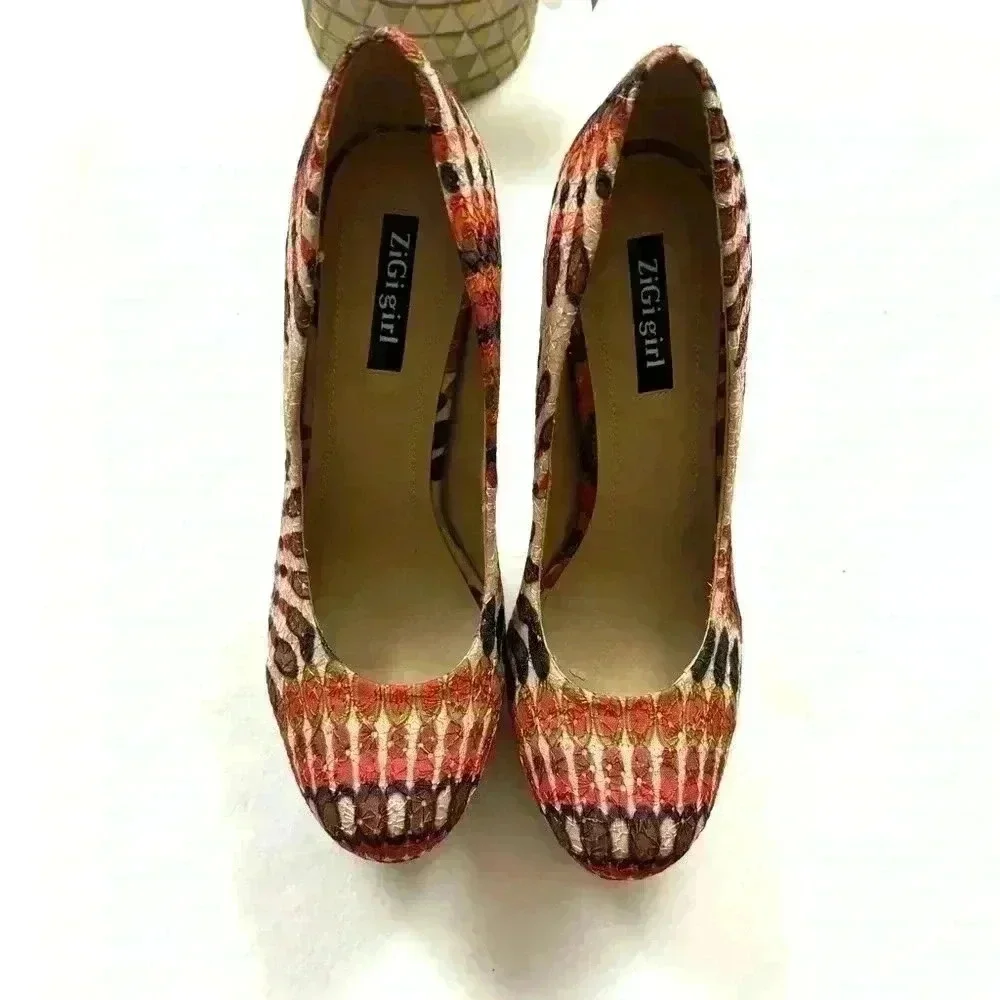 Zigi Girl Multicolor Geometric Stiletto Gold Trim Round Toe Pump Heels Size 7
